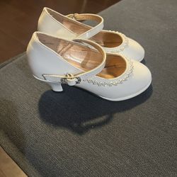 Girls dressy  shoes  with heel size 11