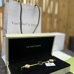 Luxury Clover Bracelet 