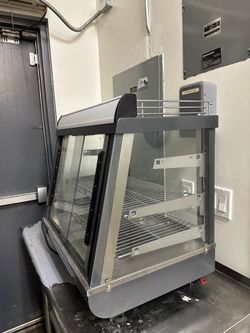 Commercial Heated Display (Used)