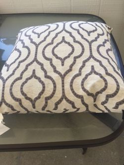 Beautiful decorative pillow 20by20