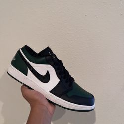 Jordan 1 Low Green Toe 