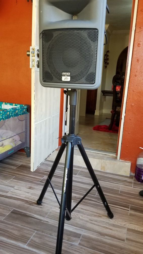 2 speaker with Tripoli