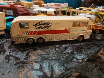 travis tritt tour bus hot wheel style