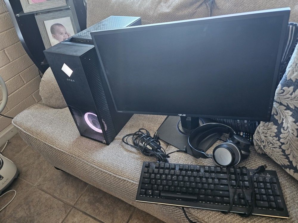 Complete Computer And Gaming System