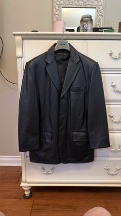Kenneth Cole black leather sport jacket