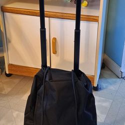 Wheeled Rolling Duffle Bag Weekender Luggage with extendable handle