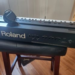 Roland Keyboard 