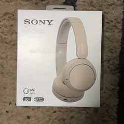 🎧 Sony WH-CH520 Wireless Over-Ear Headphones (NEW) 🎧