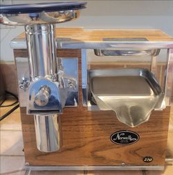 Vintage Norwalk 270 Juicer