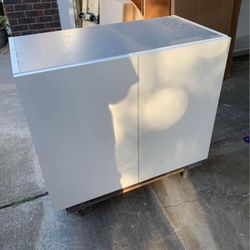 One Cabinet See The Picture For Size