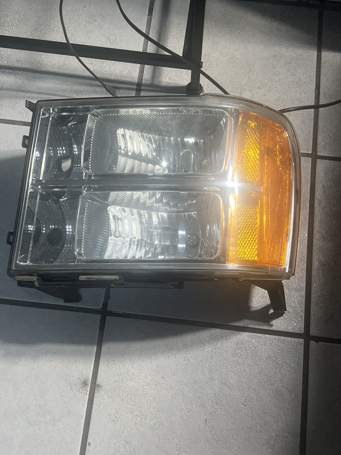 Faro Derecho Chevrolet 94-98