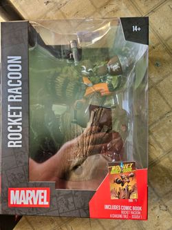 Marvel  statues rocket and black panther