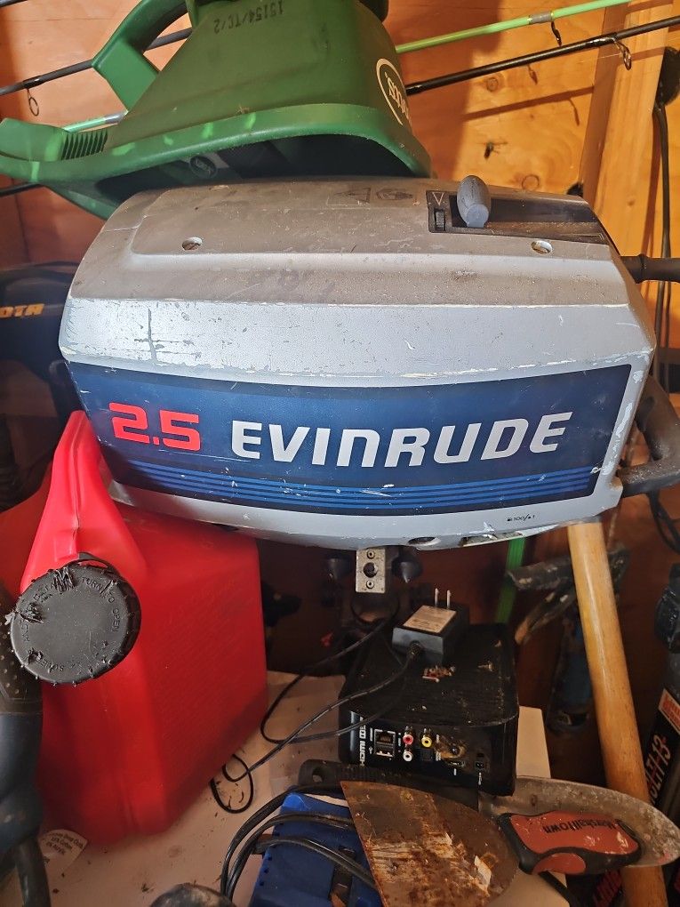 2.5 Evinrude Outboard