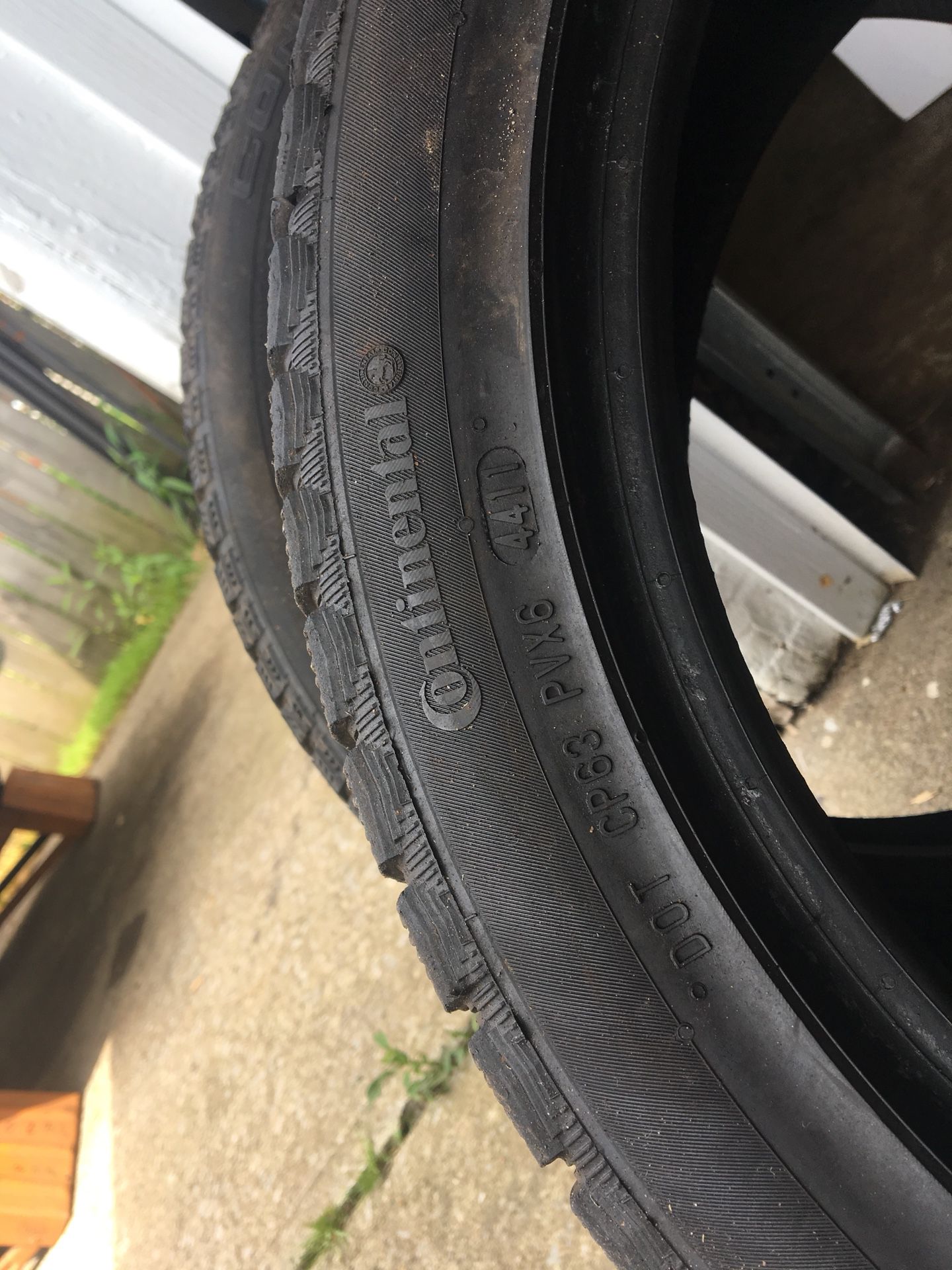 245/45r17 Michelin tire