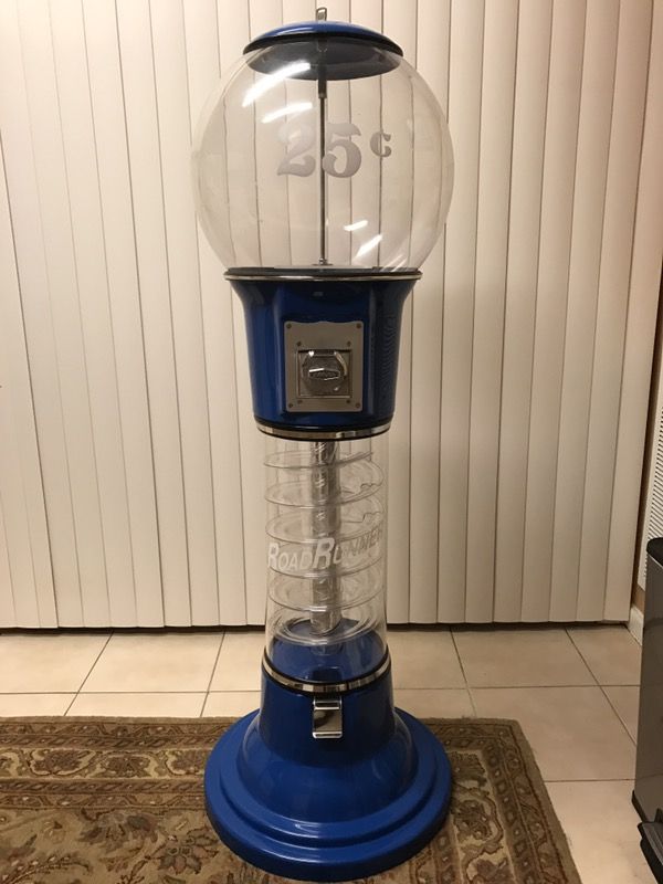 Beaver Roadrunner Spiral Gumball Machine