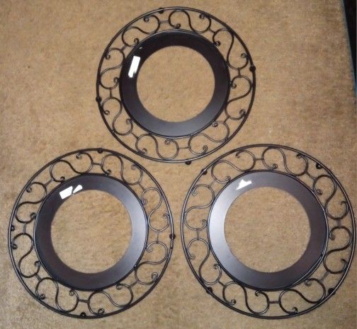 Plate Or/ Plant Holder