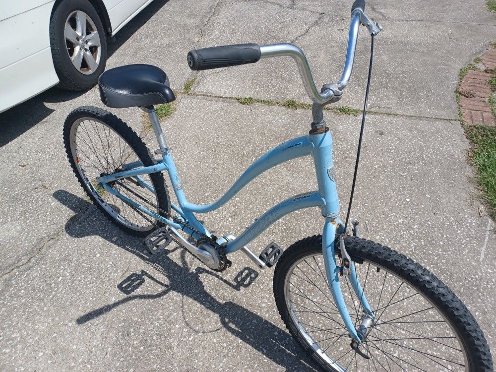 Trek Pure S Low Step Beach Cruiser Bike Bicycle with 26" Tires, 14" Frame - $70 FIRM