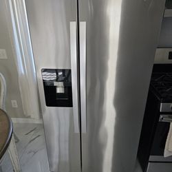 Whirlpool Refrigerator 