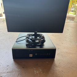 Desktop Computer With Monitor, Lighted Keyboard And Mouse