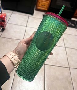 💚🍀💕🍉Everything Must go!!! New Watermelon Color Starbucks Venti Cup