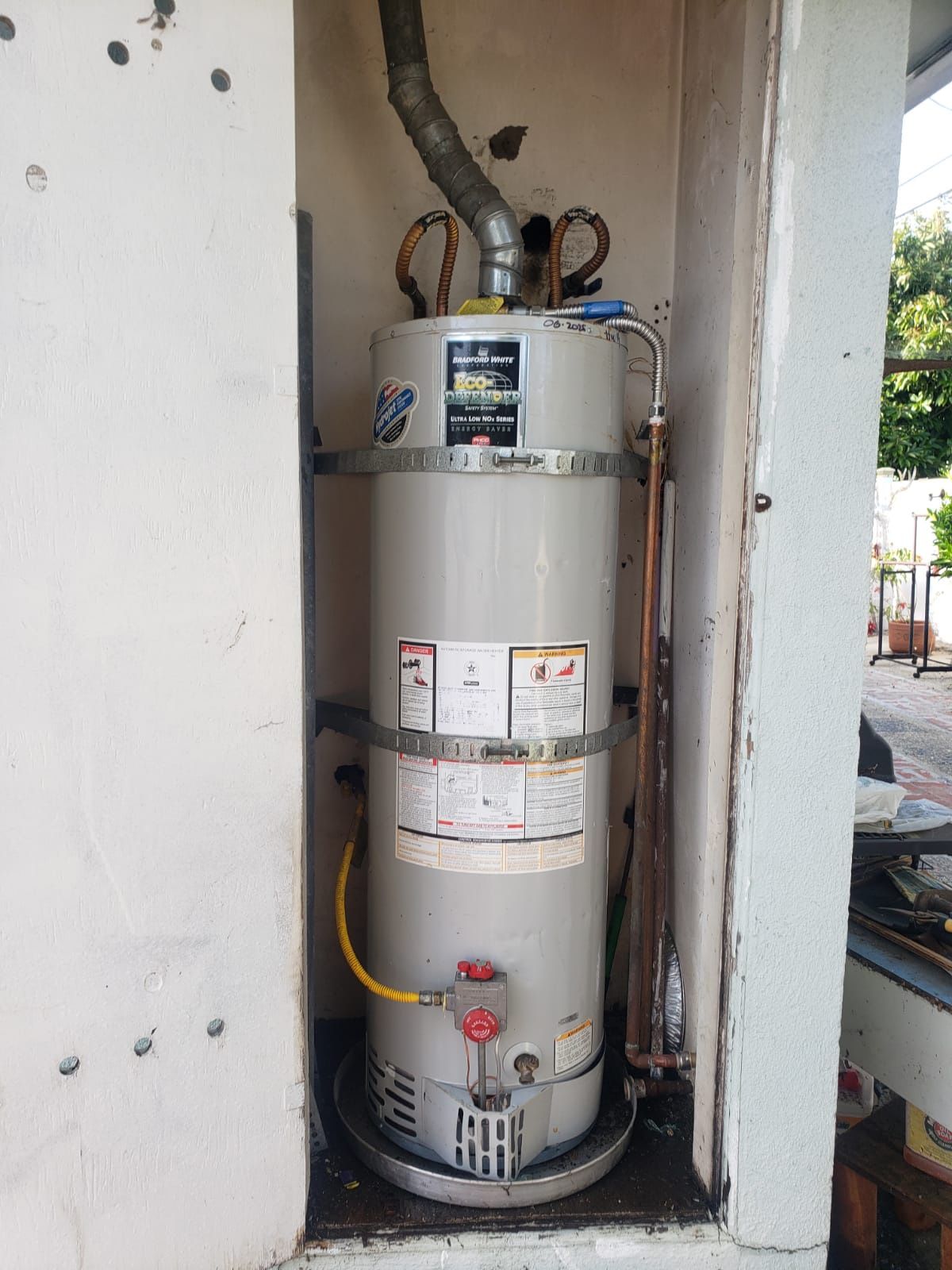 Water Heaters 30 - 40 - 50 Gallons 
