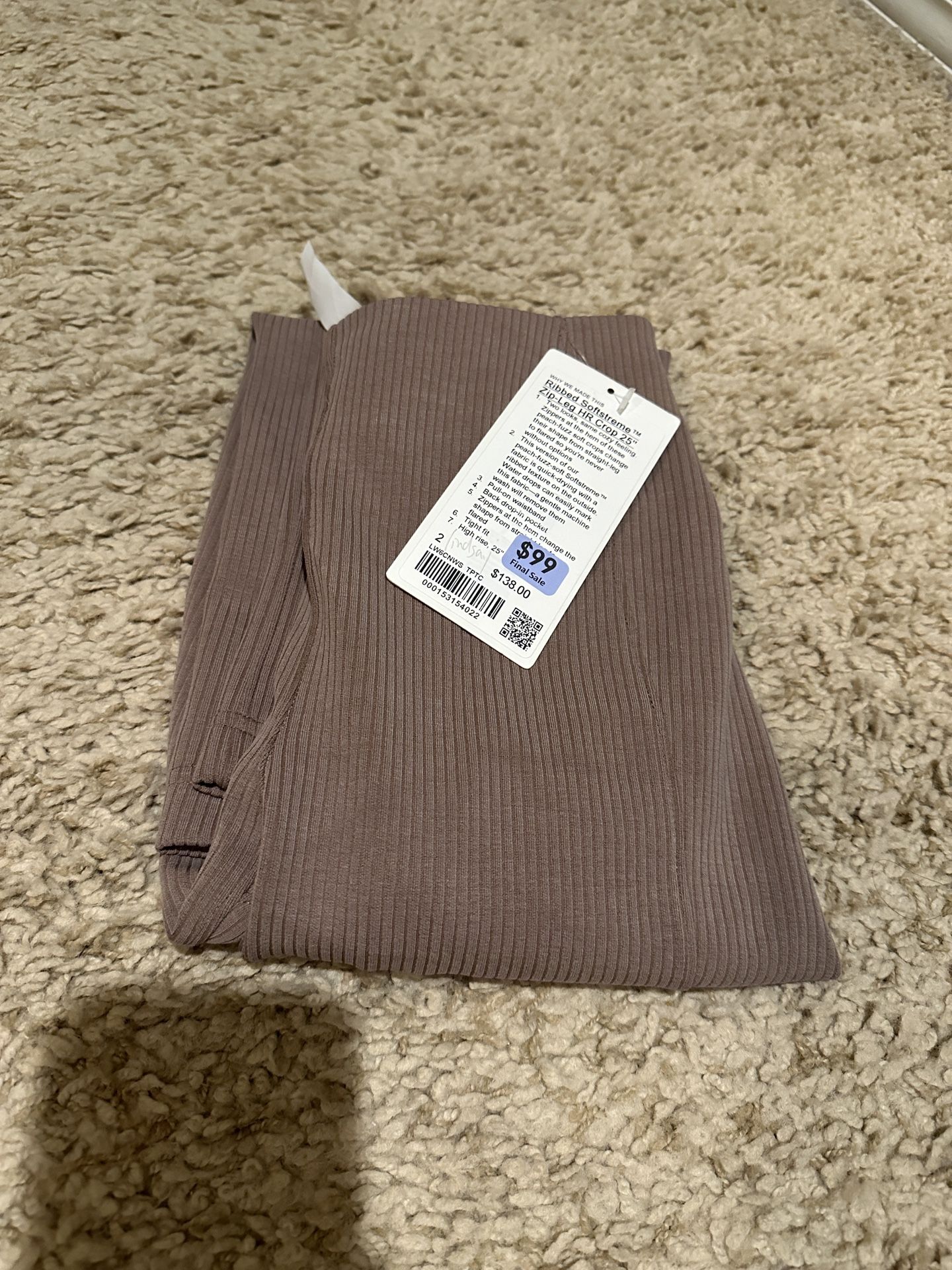 Lululemon Ribbed Softstreme Zip-leg HR Crop 25”