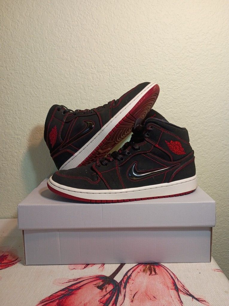Air Jordan 1s Fearless Come Fly With Me Size 10