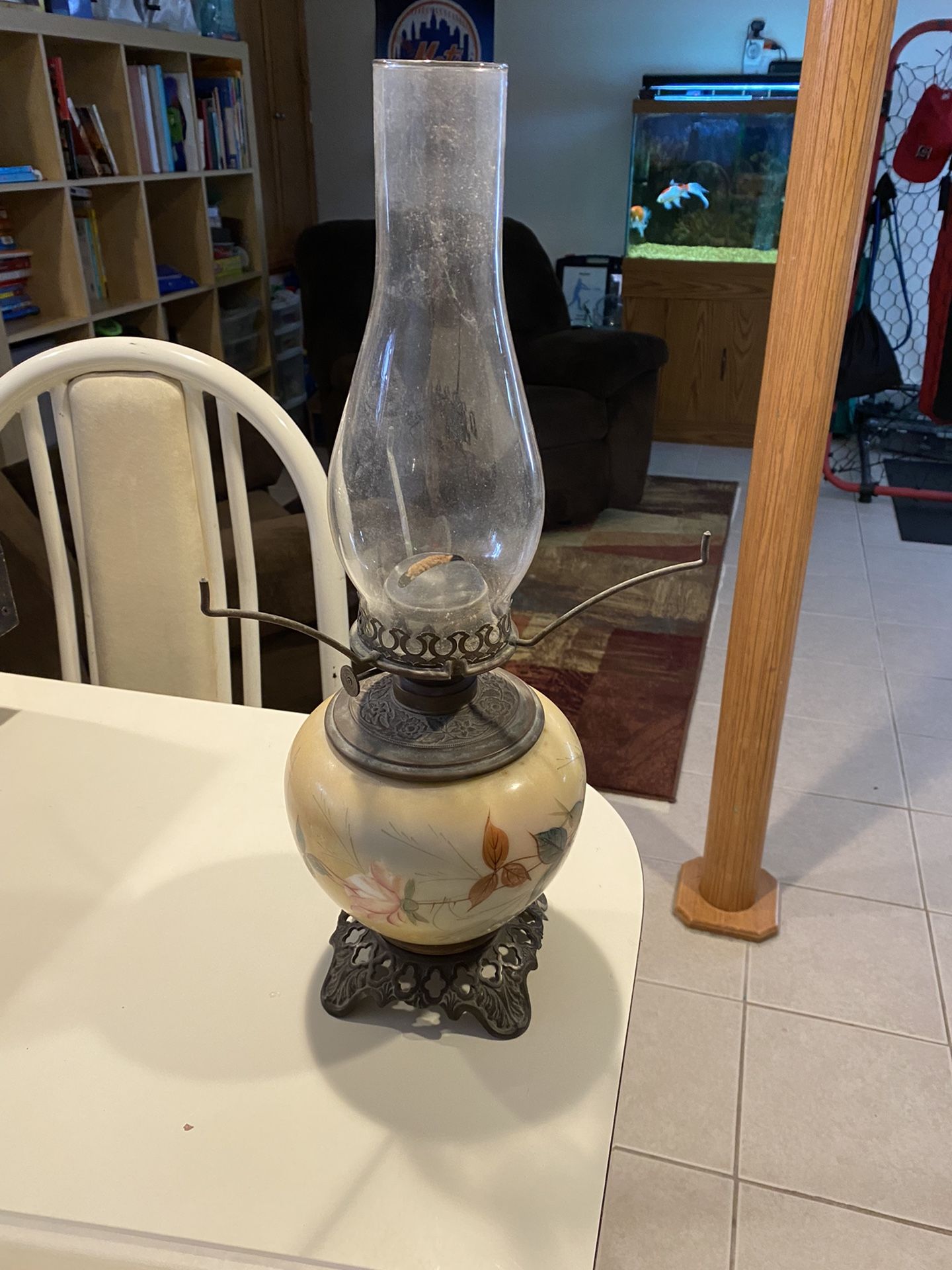 Antique/vintage Lamp