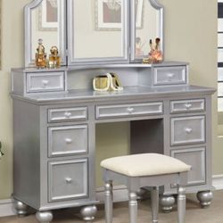 Brand New Silver Vanity w Stool Included 