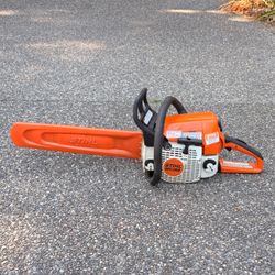 Stihl MS 250 Chainsaw