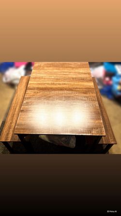 Like new dining table