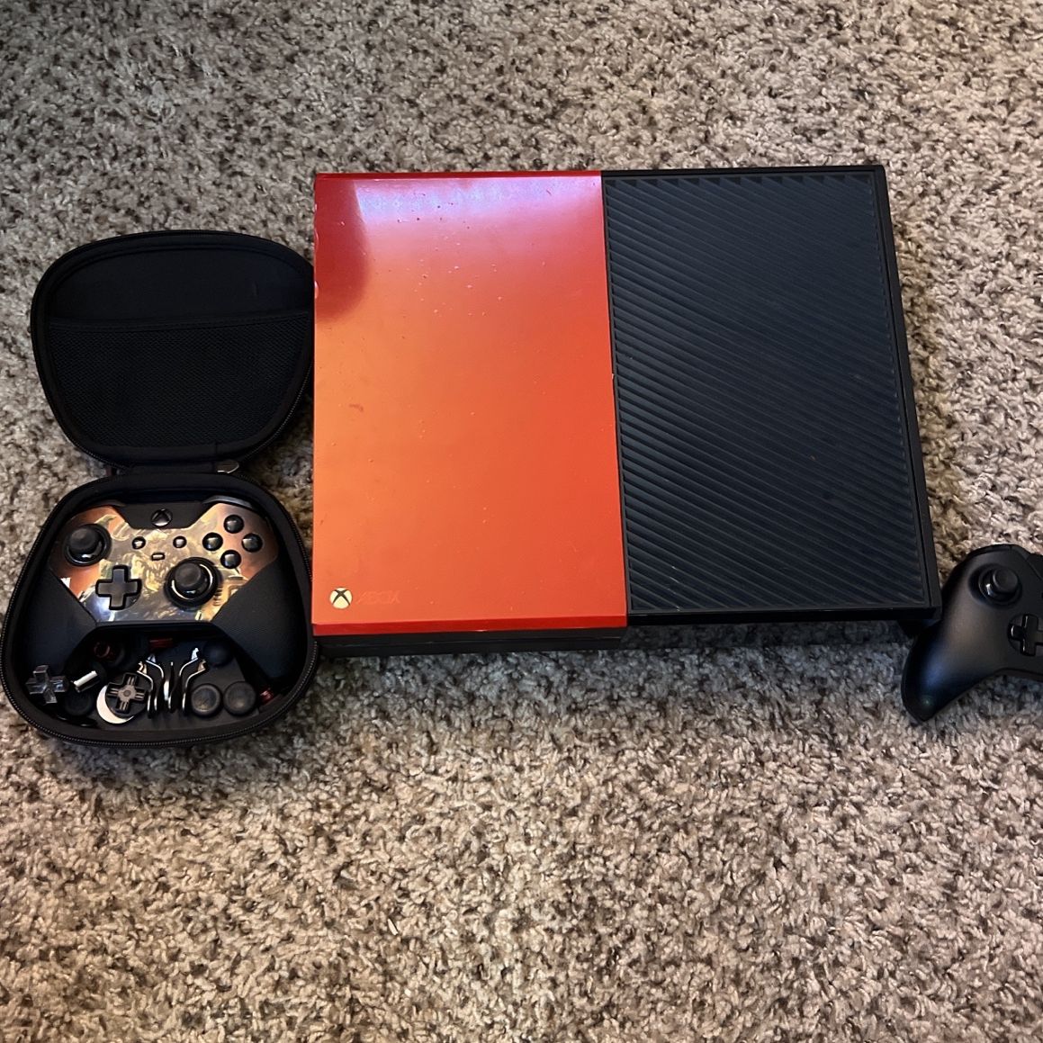 Xbox One With Elite Series 2 Controller 