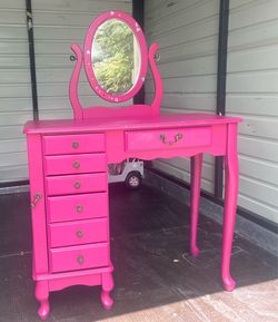 Girls Makeup & Jewelry Vanity Table Desk