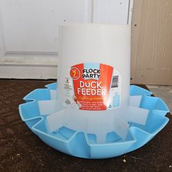 Duck Feeder