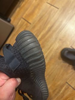 Adidas Yeezy onyx