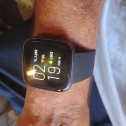 Fitbit Versa 2