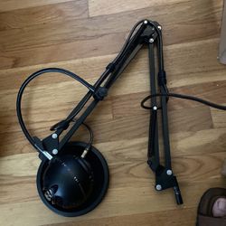 Dragon Mic and Podcast Stand  And Pop Filter 