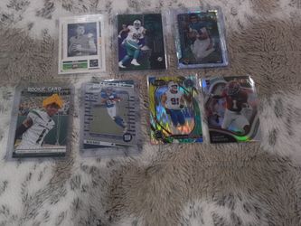 Lot of Football Cards(Info in Description)