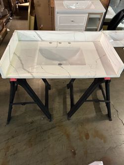 New 36 in. W x 22 in. D Quartz White Rectangular Single Sink Bathroom Vanity Top in Calacatta River 36x22
