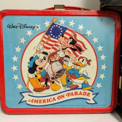 1976 Walt Disney's America On Parade Lunch Box