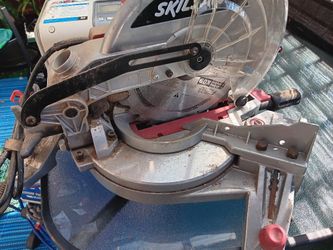Skilsaw Miter Saw 
