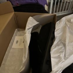 Uggs Black Slippers Female 