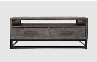 Living Spaces Hampton Coffee Table