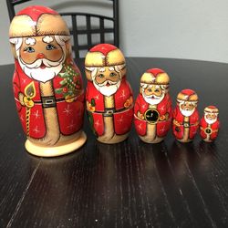 Santa’s Nesting Dolls  (5 pcs)  from Ukraine 