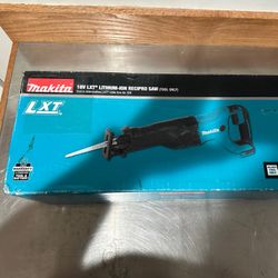 Makita 18V LXT Lithium-Ion Cordless Variable Speed Reciprocating Saw (Tool-Only