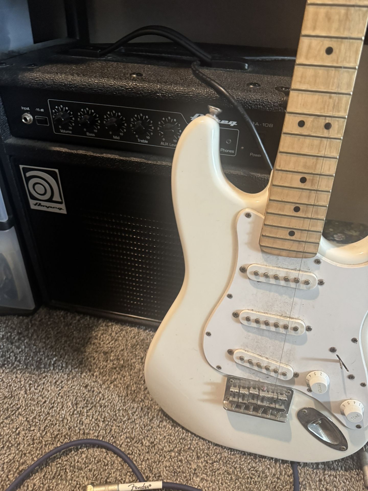 Mini Squier With Amp