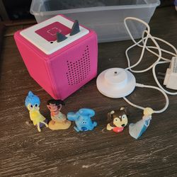 Tonies Box with 5 Tonies *CASH ONLY*
