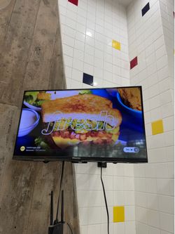 Tv , LCD