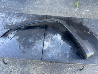 Rivian R1T R1S Front Left Fender Wheel Arch Flare PT00(contact info removed) 2026 OEM