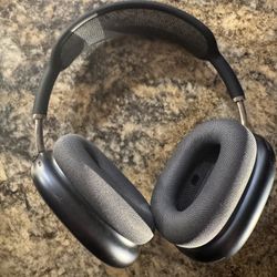 AirPod Max New Out Of Box